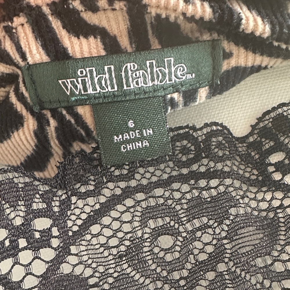 Zebra Print Pencil Skirt - Picture 2 of 10